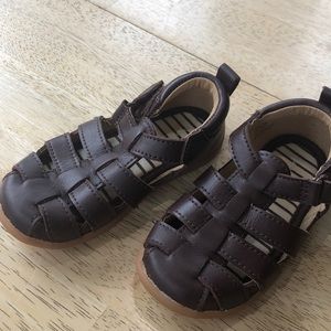 Boy baby shoes size 6